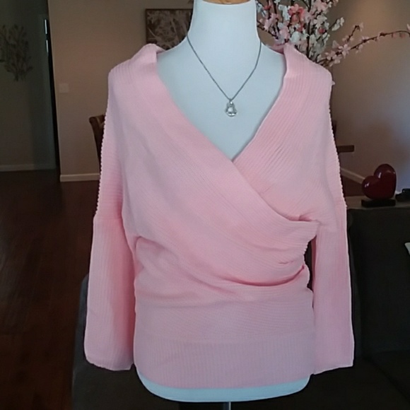 Last one❤️Pink Wrap breathable spring sweater - Picture 3 of 6